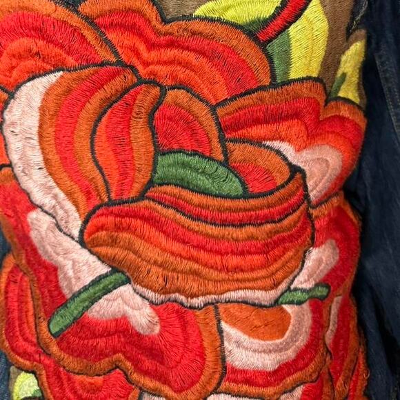 Vintage 90s y2k chicos embroidered jean jacket women's size 1( chicos) - Picture 4 of 5